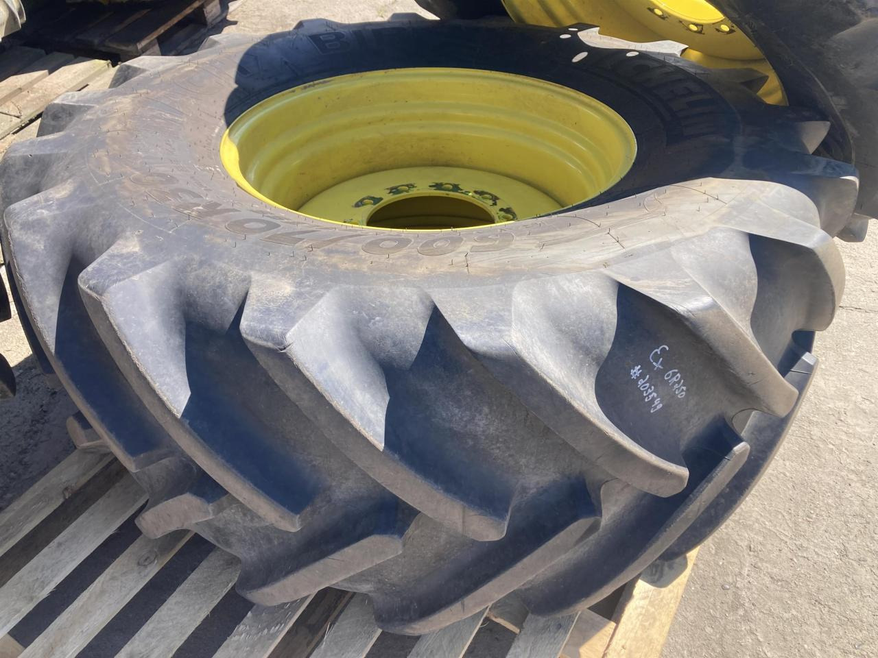 Michelin 600/70R30 - Padanga - Žemės ūkio technika: foto 2 Michelin 600/70R30 - Padanga - Žemės ūkio technika: foto 2