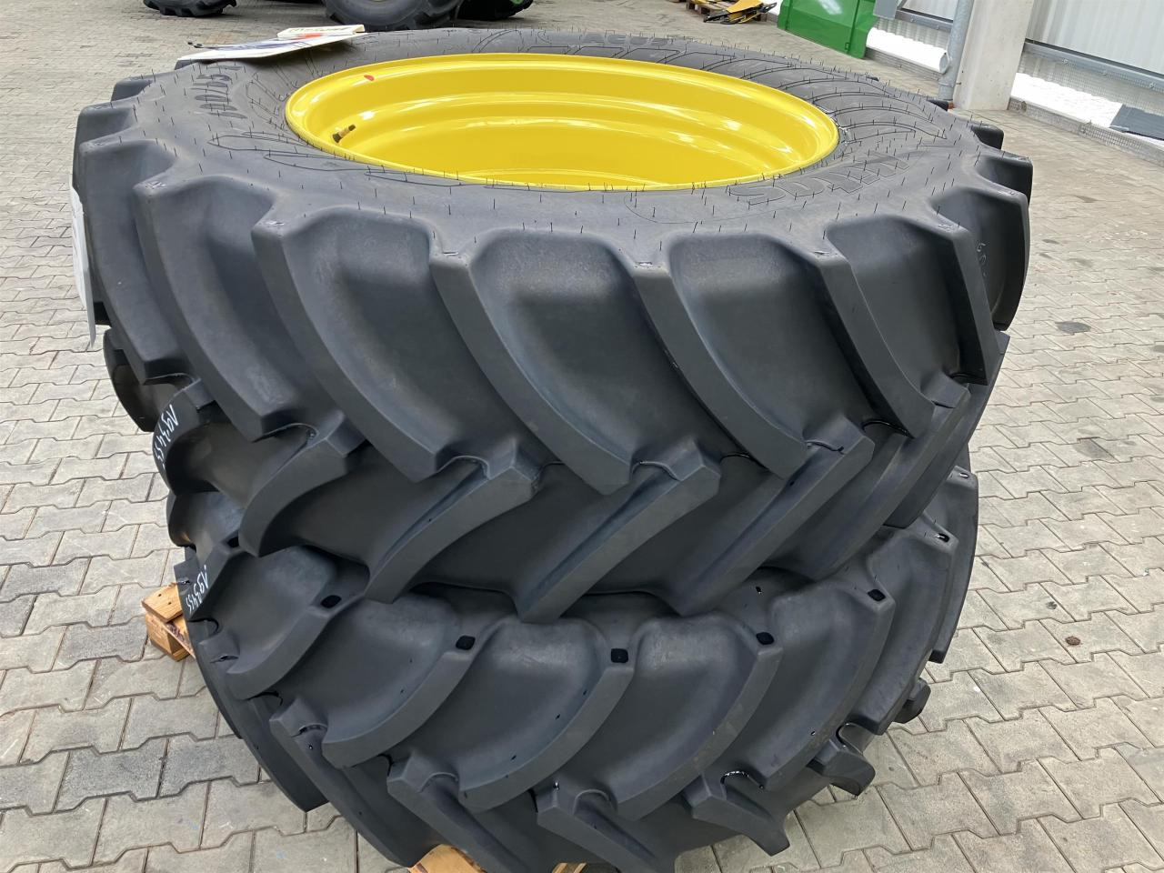 Mitas 600/65R38 - Padanga - Žemės ūkio technika: foto 1 Mitas 600/65R38 - Padanga - Žemės ūkio technika: foto 1