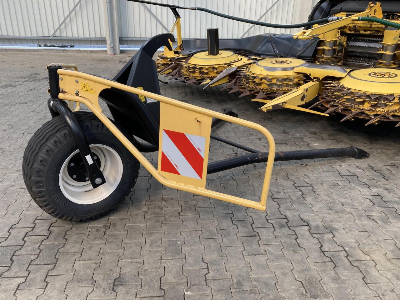 New Holland FR700 - Pašarų kombainas: foto 2 New Holland FR700 - Pašarų kombainas: foto 2