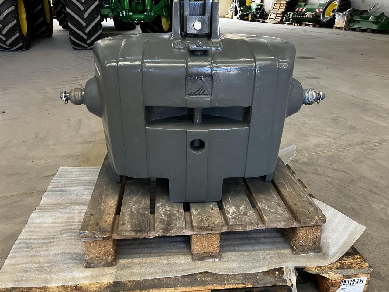 Massey Ferguson MF 850 kg - Padargas: foto 5 Massey Ferguson MF 850 kg - Padargas: foto 5