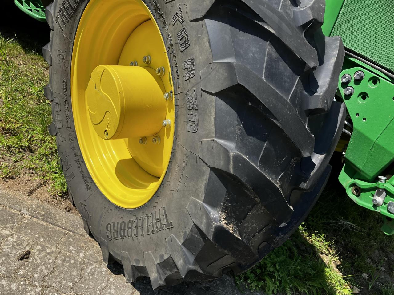 Trelleborg 480/70R30 - Padanga - Žemės ūkio technika: foto 2 Trelleborg 480/70R30 - Padanga - Žemės ūkio technika: foto 2