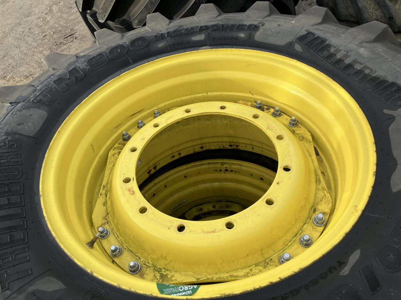 Trelleborg 650/60R34 - Padanga - Žemės ūkio technika: foto 4 Trelleborg 650/60R34 - Padanga - Žemės ūkio technika: foto 4