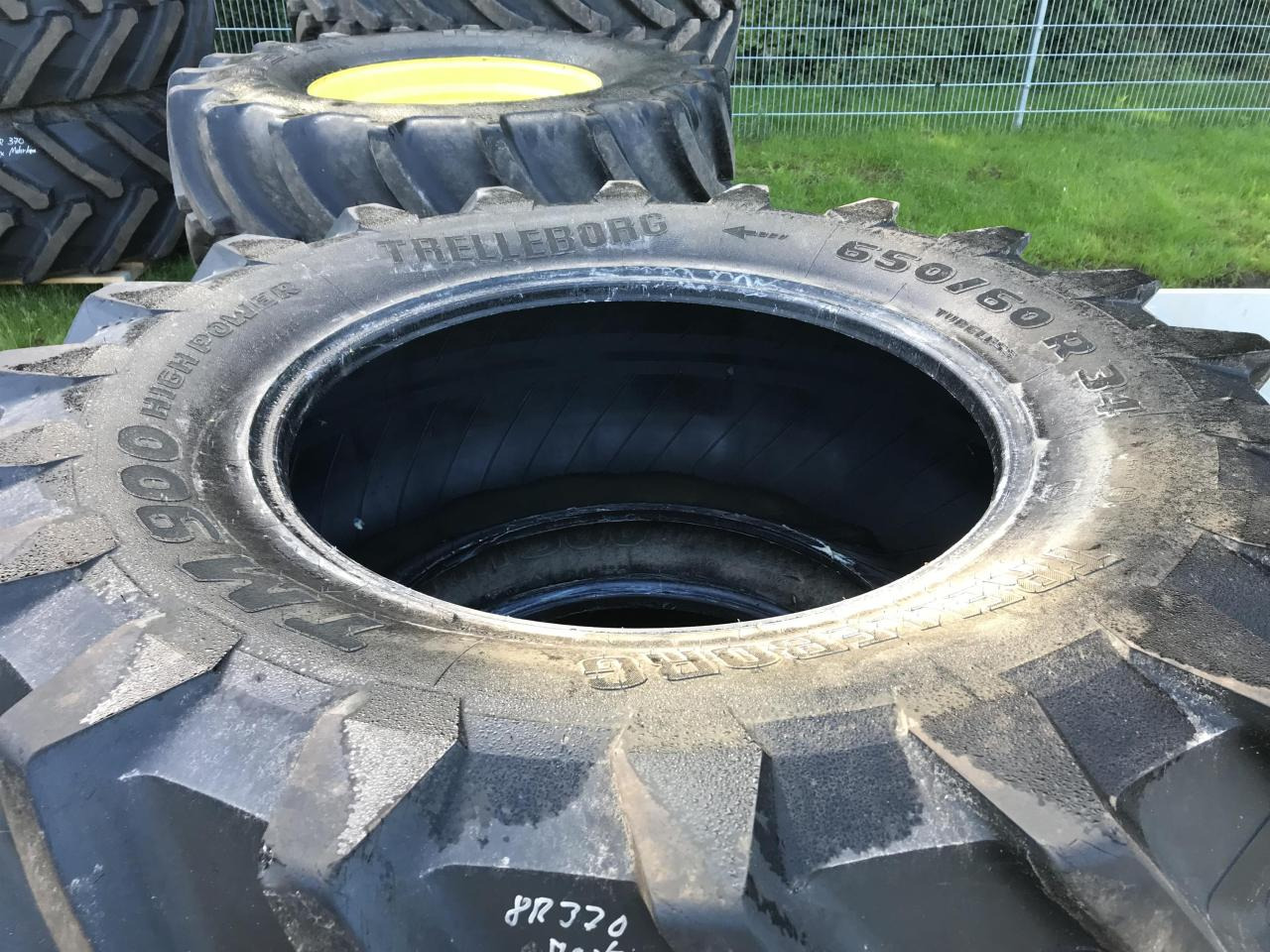 Trelleborg 650/60R34 - Padanga - Žemės ūkio technika: foto 3 Trelleborg 650/60R34 - Padanga - Žemės ūkio technika: foto 3