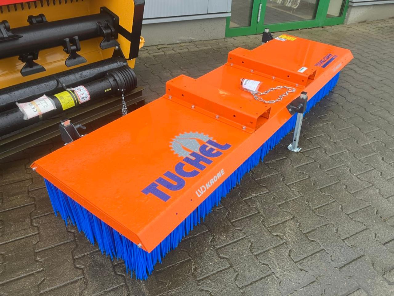 Tuchel Solo 250 - Rotacinė šluota: foto 2 Tuchel Solo 250 - Rotacinė šluota: foto 2