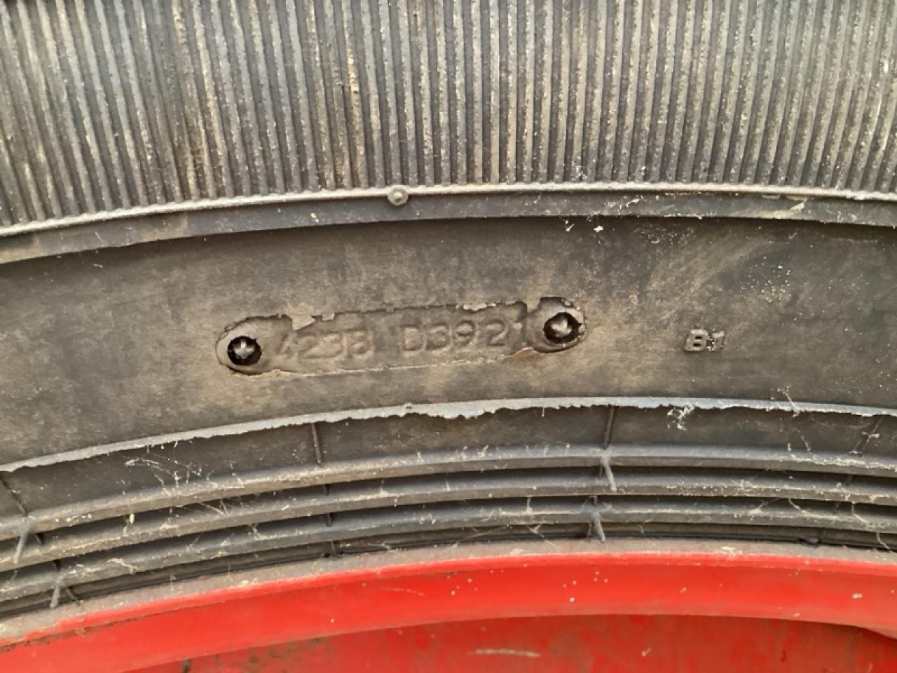 / UNBEKANNT 420R38 & 20.8R46 - Padanga - Žemės ūkio technika: foto 5 / UNBEKANNT 420R38 & 20.8R46 - Padanga - Žemės ūkio technika: foto 5