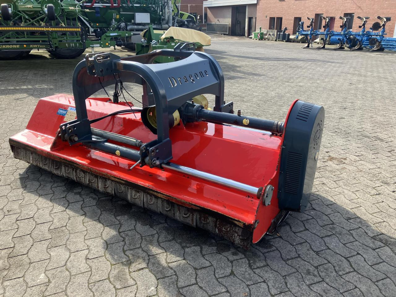 VP 280 FSN - Žolės smulkintuvas: foto 5 VP 280 FSN - Žolės smulkintuvas: foto 5