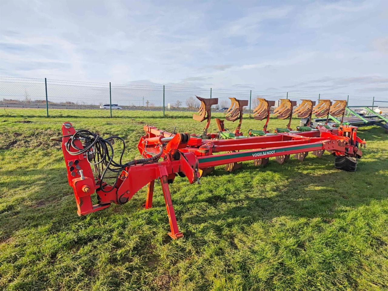 Vogel&Noot A170 - Plūgas: foto 5 Vogel&Noot A170 - Plūgas: foto 5