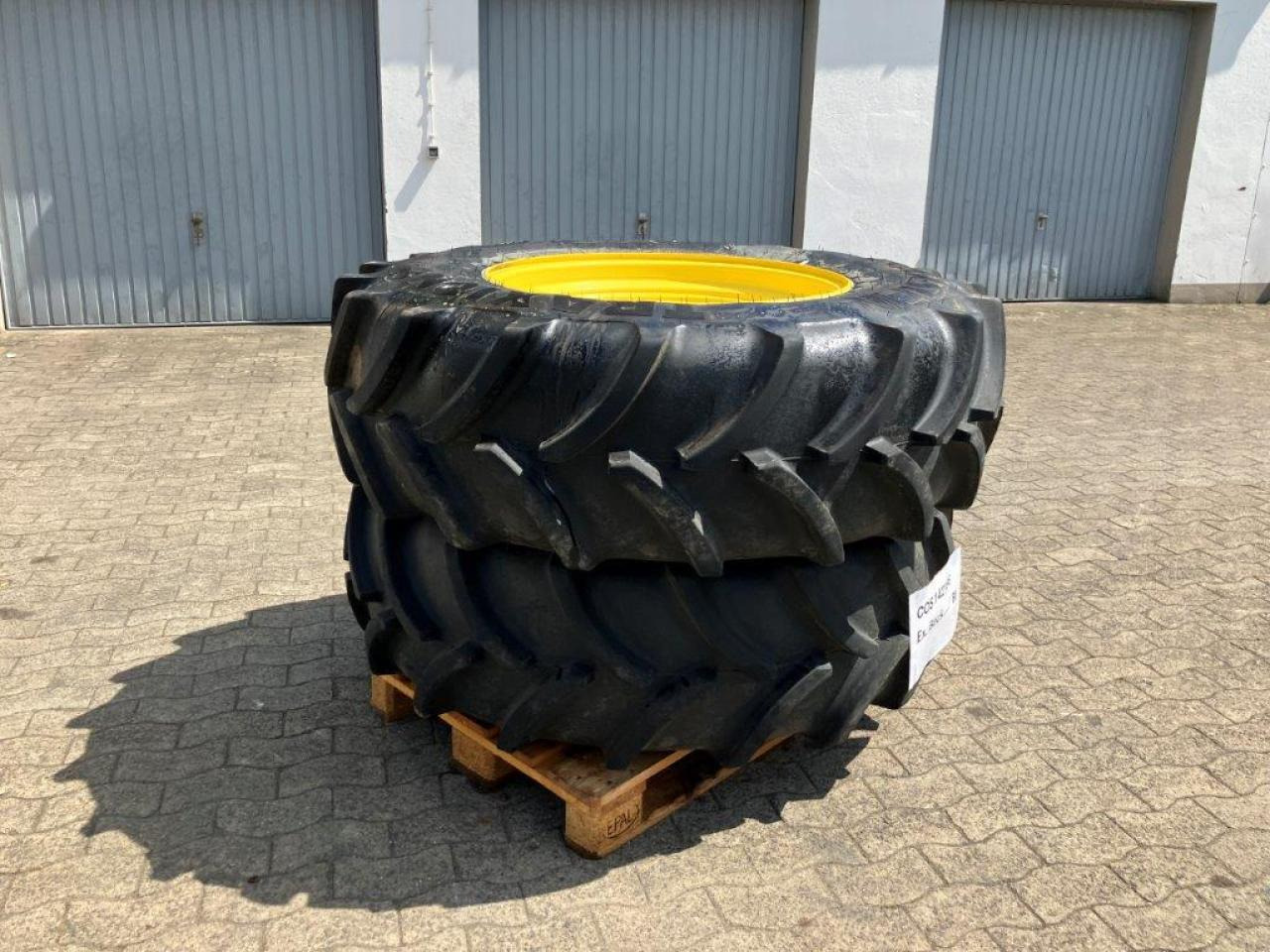Vredestein 420/85R30 - Padanga - Žemės ūkio technika: foto 1 Vredestein 420/85R30 - Padanga - Žemės ūkio technika: foto 1