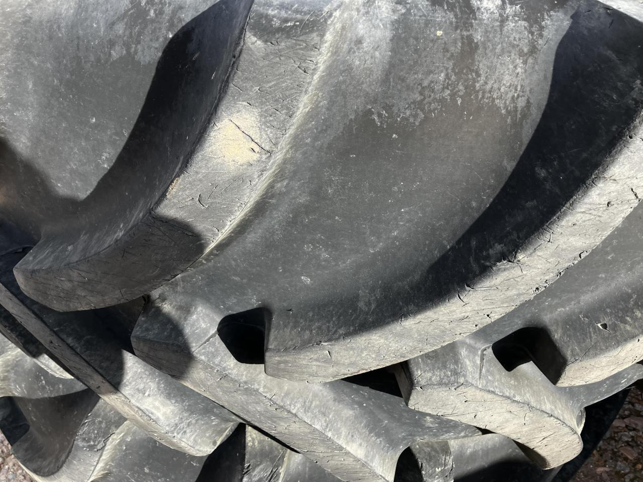Vredestein 600/70R30 - Padanga - Žemės ūkio technika: foto 3 Vredestein 600/70R30 - Padanga - Žemės ūkio technika: foto 3