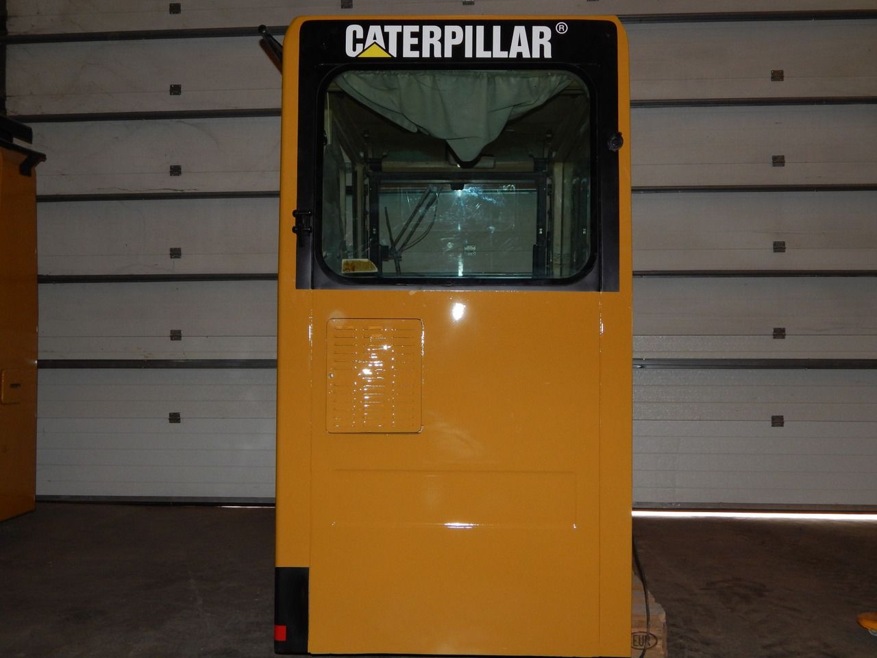 Cab ROPS CATERPILLAR 365B - Kabina - Statybinė technika: foto 5 Cab ROPS CATERPILLAR 365B - Kabina - Statybinė technika: foto 5
