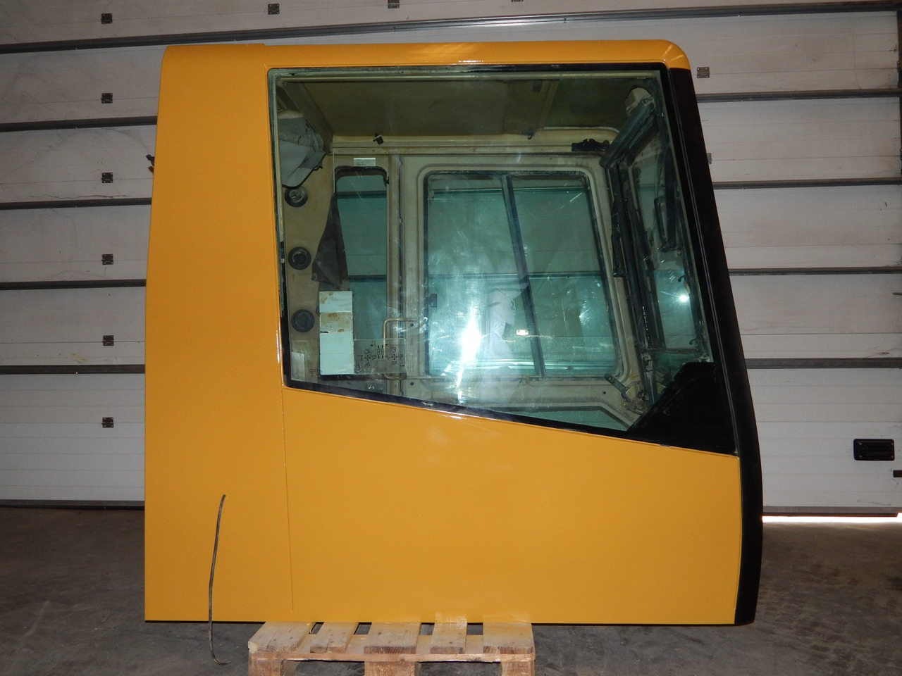 Cab ROPS CATERPILLAR 365B - Kabina - Statybinė technika: foto 4 Cab ROPS CATERPILLAR 365B - Kabina - Statybinė technika: foto 4