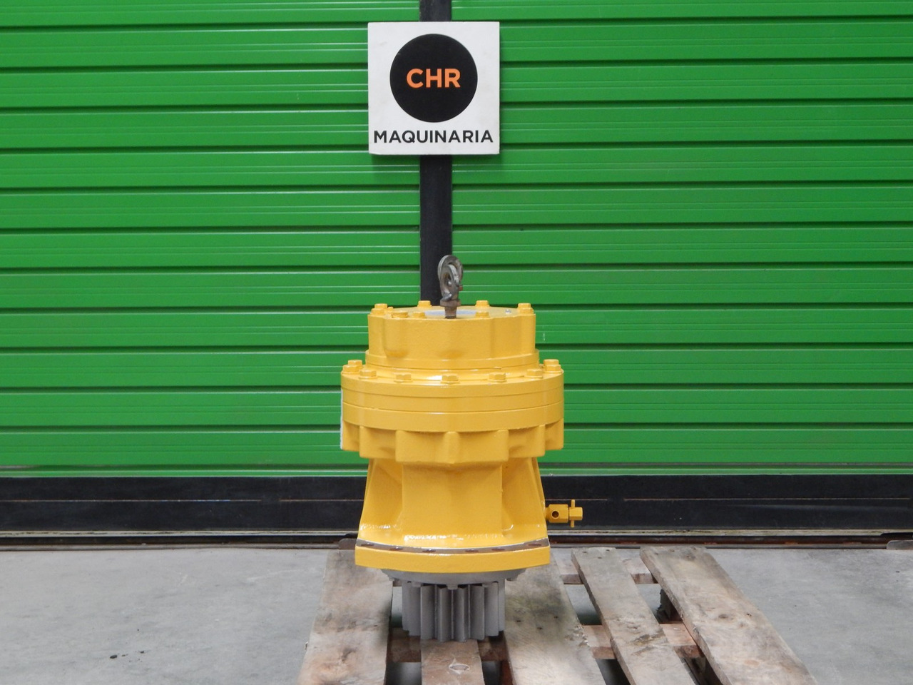 Swing Motor KOMATSU PC240-6 20Y-26-K1100 - Posūkio reduktorius - Statybinė technika: foto 3 Swing Motor KOMATSU PC240-6 20Y-26-K1100 - Posūkio reduktorius - Statybinė technika: foto 3