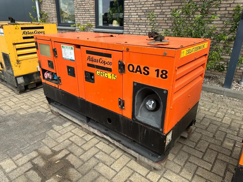 Atlas-Copco QAS 18 Yanmar Mecc Alte Spa 18 kVA Silent generatorset - Elektrinis generatorius: foto 2 Atlas-Copco QAS 18 Yanmar Mecc Alte Spa 18 kVA Silent generatorset - Elektrinis generatorius: foto 2