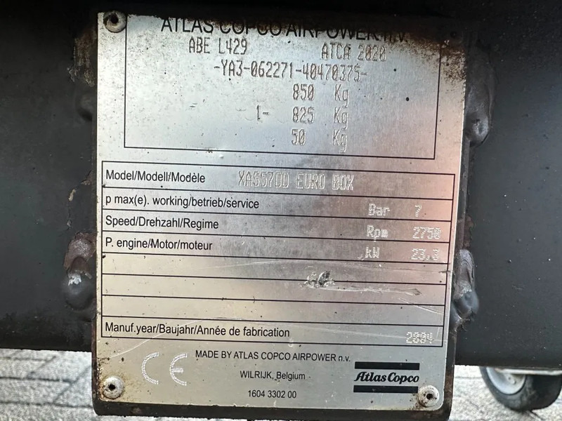 Atlas-Copco XAS 57 DD Deutz 3 m3 / min 23 kW 7 Bar Mobiele Diesel Compressor op aanhanger - Oro kompresorius: foto 3 Atlas-Copco XAS 57 DD Deutz 3 m3 / min 23 kW 7 Bar Mobiele Diesel Compressor op aanhanger - Oro kompresorius: foto 3