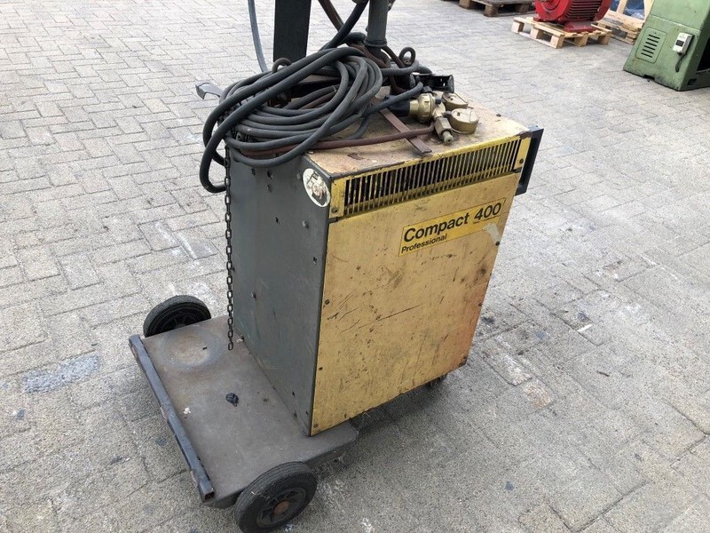 Compact 400 CO2 Mig-Mag 400 Ampere lasapparaat - Suvirinimo įranga: foto 2 Compact 400 CO2 Mig-Mag 400 Ampere lasapparaat - Suvirinimo įranga: foto 2