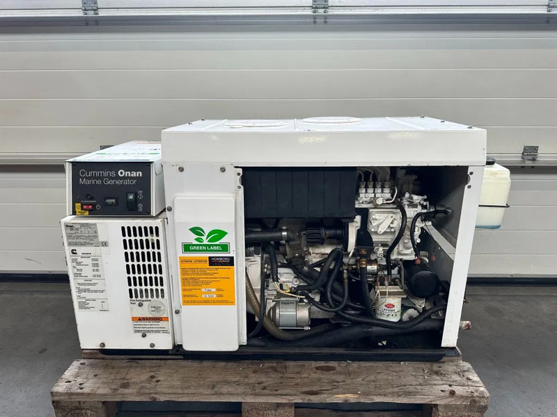 Cummins Onan MDKBP Kubota 4 cilinder Diesel 13.5 kVA Marine Silent generatorset - Elektrinis generatorius: foto 2 Cummins Onan MDKBP Kubota 4 cilinder Diesel 13.5 kVA Marine Silent generatorset - Elektrinis generatorius: foto 2