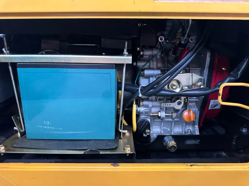 Diesel Diesel Generator UK-9500 5.5 kW 230 en 400 Volt Silent Diesel generator New ! - Elektrinis generatorius: foto 5 Diesel Diesel Generator UK-9500 5.5 kW 230 en 400 Volt Silent Diesel generator New ! - Elektrinis generatorius: foto 5