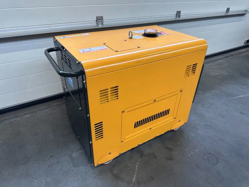 Nauja Elektrinis generatorius Diesel Diesel Generator UK-9500 5.5 kW 230 en 400 Volt Silent Diesel generator New !: foto 9 Nauja Elektrinis generatorius Diesel Diesel Generator UK-9500 5.5 kW 230 en 400 Volt Silent Diesel generator New !: foto 9