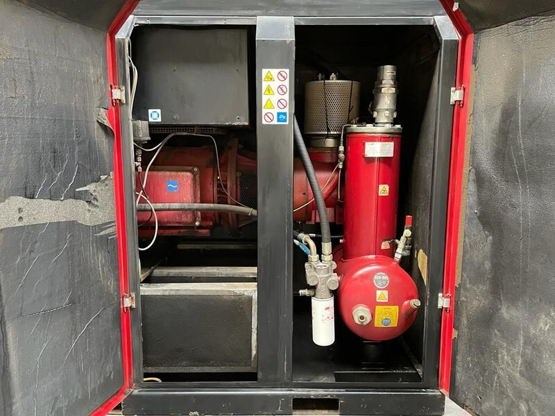 Ecoair D102 Elektrische Schroefcompressor 75 kW 10.000 L / min 8 Bar - Oro kompresorius: foto 3 Ecoair D102 Elektrische Schroefcompressor 75 kW 10.000 L / min 8 Bar - Oro kompresorius: foto 3