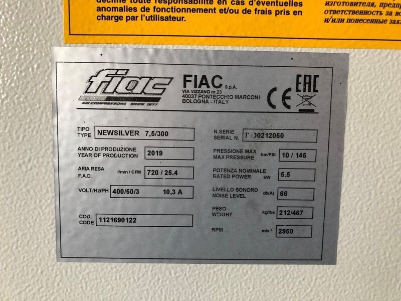 Fiac New Silver 7.5 / 300 Silent 5.5 kW 720 L / min 10 Bar Elektrische schroefcompressor met ketel - Oro kompresorius: foto 5 Fiac New Silver 7.5 / 300 Silent 5.5 kW 720 L / min 10 Bar Elektrische schroefcompressor met ketel - Oro kompresorius: foto 5