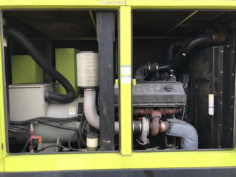GESAN DTR 500 kVA Supersilent DTR 500 kVA MTU Leroy Somer 500 Supersilent generatorset - Elektrinis generatorius: foto 4 GESAN DTR 500 kVA Supersilent DTR 500 kVA MTU Leroy Somer 500 Supersilent generatorset - Elektrinis generatorius: foto 4