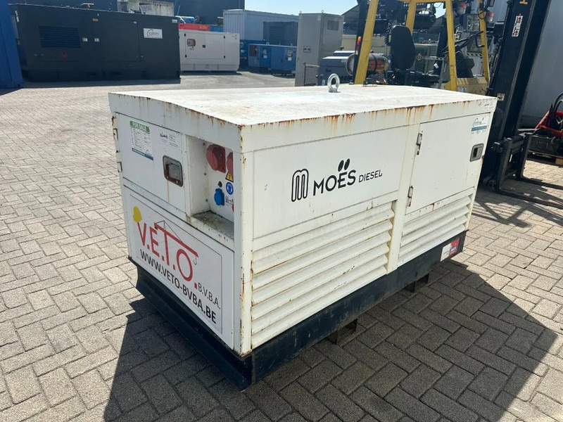 Hatz 3L41C Silentpack 22.5 kVA Silent generatorset - Elektrinis generatorius: foto 3 Hatz 3L41C Silentpack 22.5 kVA Silent generatorset - Elektrinis generatorius: foto 3