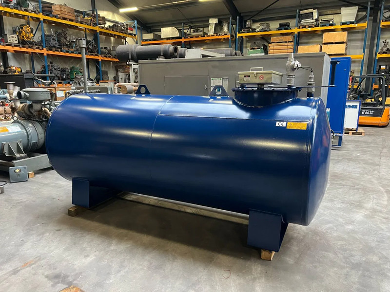Kiwa IBC 4000 liter Kiwa Dubbelwandige Dieseltank - Jūrinis konteineris: foto 1 Kiwa IBC 4000 liter Kiwa Dubbelwandige Dieseltank - Jūrinis konteineris: foto 1