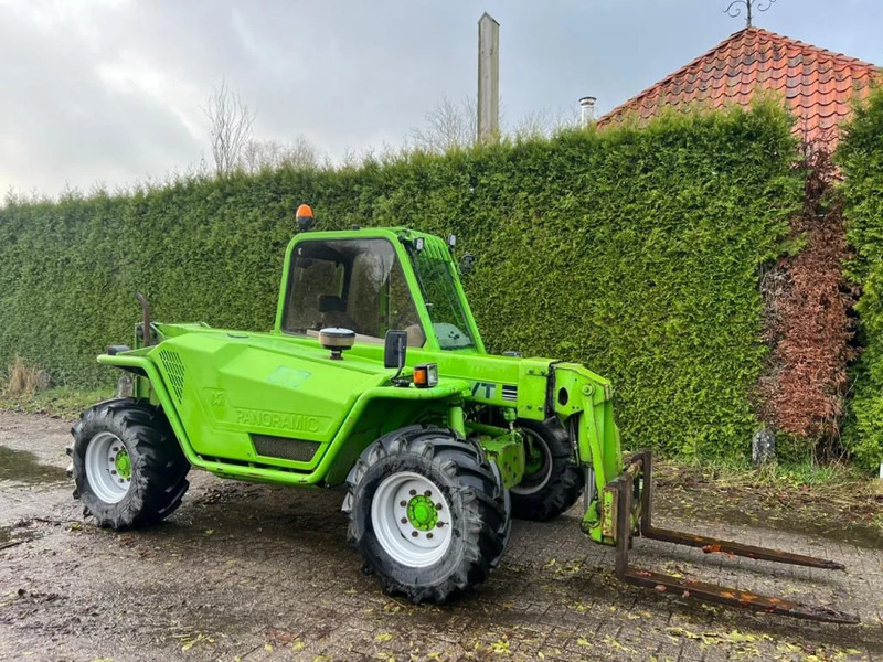Merlo P35.7 EVT Perkins Diesel 3.5 ton Verreiker - Teleskopinis krautuvas: foto 1 Merlo P35.7 EVT Perkins Diesel 3.5 ton Verreiker - Teleskopinis krautuvas: foto 1