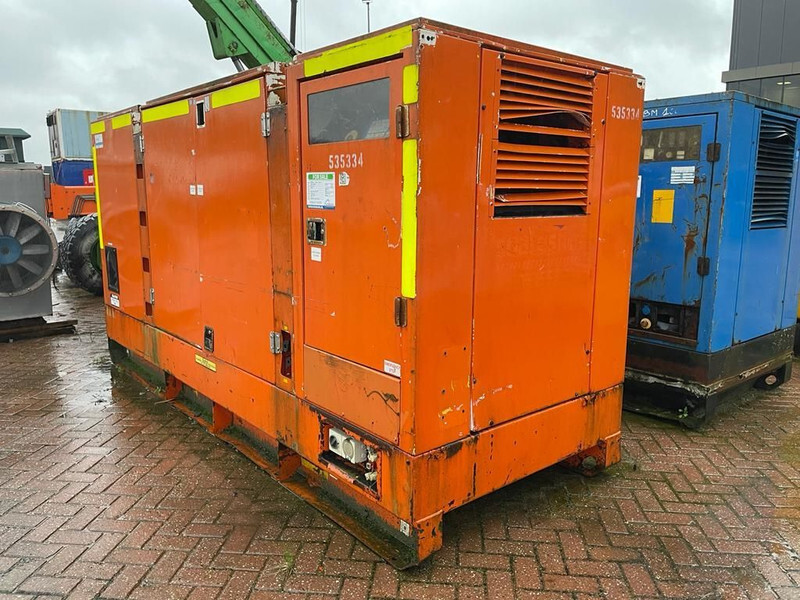 Perkins 1300 Serie Mecc Alte Spa 225 kVA Silent generatorset - Elektrinis generatorius: foto 1 Perkins 1300 Serie Mecc Alte Spa 225 kVA Silent generatorset - Elektrinis generatorius: foto 1