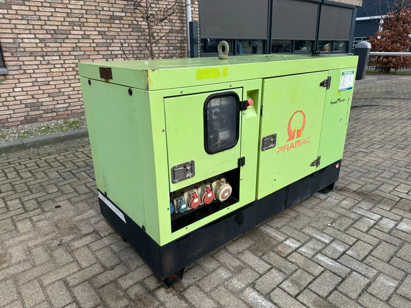 Pramac GSW22 Yanmar Mecc Alte Spa 22 kVA Silent generatorset - Elektrinis generatorius: foto 3 Pramac GSW22 Yanmar Mecc Alte Spa 22 kVA Silent generatorset - Elektrinis generatorius: foto 3