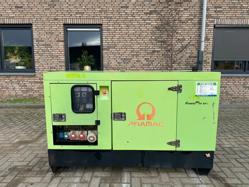Pramac GSW22 Yanmar Mecc Alte Spa 22 kVA Silent generatorset - Elektrinis generatorius: foto 1 Pramac GSW22 Yanmar Mecc Alte Spa 22 kVA Silent generatorset - Elektrinis generatorius: foto 1