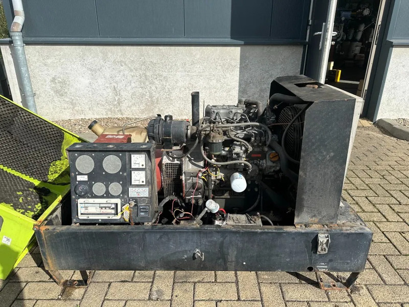 Pramac Yanmar 3TNE88-PG Mecc Alte Spa 15 kVA Silent generatorset - Elektrinis generatorius: foto 2 Pramac Yanmar 3TNE88-PG Mecc Alte Spa 15 kVA Silent generatorset - Elektrinis generatorius: foto 2