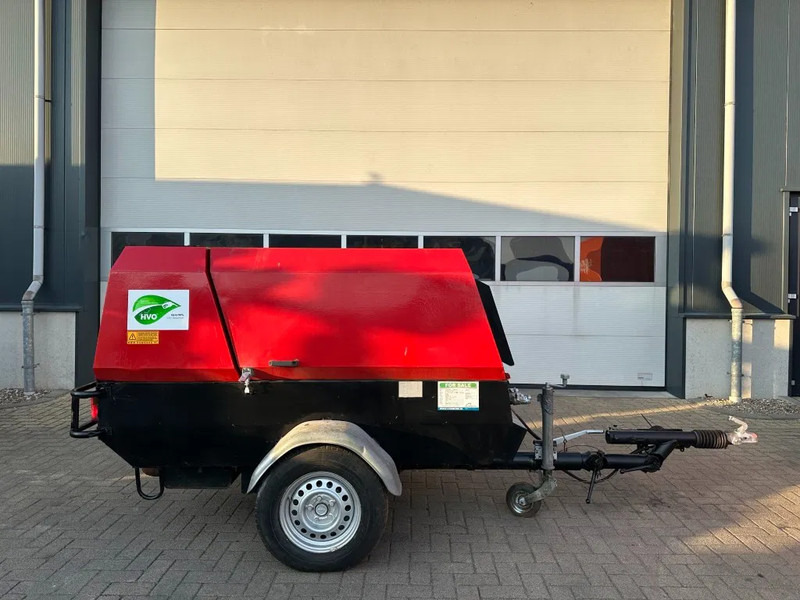 Rotair MDVN 71 AP Perkins 7.1 m3 / min 47 kW 7 Bar Mobiele Diesel Compressor Aanhanger - Oro kompresorius: foto 2 Rotair MDVN 71 AP Perkins 7.1 m3 / min 47 kW 7 Bar Mobiele Diesel Compressor Aanhanger - Oro kompresorius: foto 2