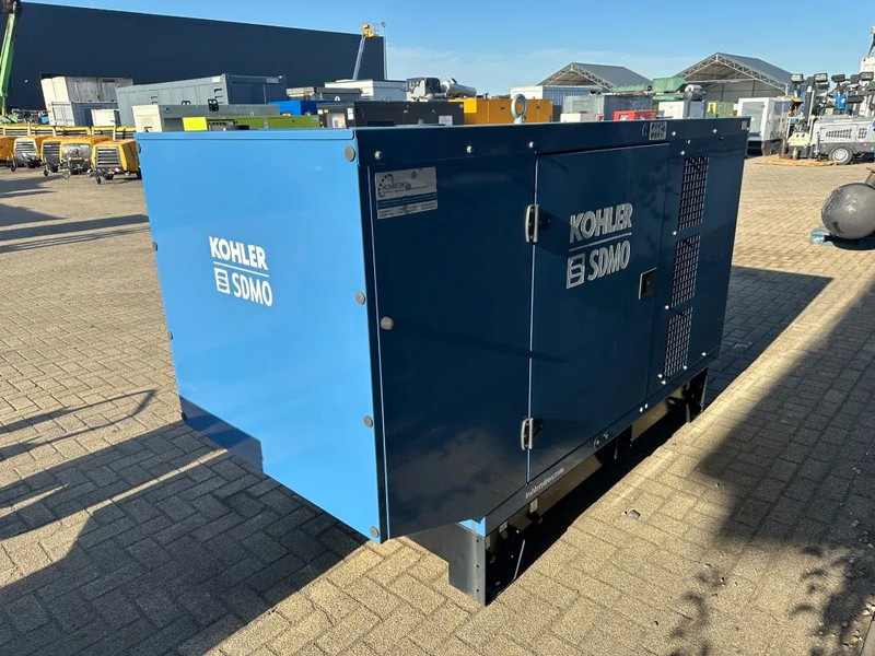 Elektrinis generatorius SDMO J110K John Deere 110 kVa silent noodstroom generatorset as New ! 40 hours !: foto 18