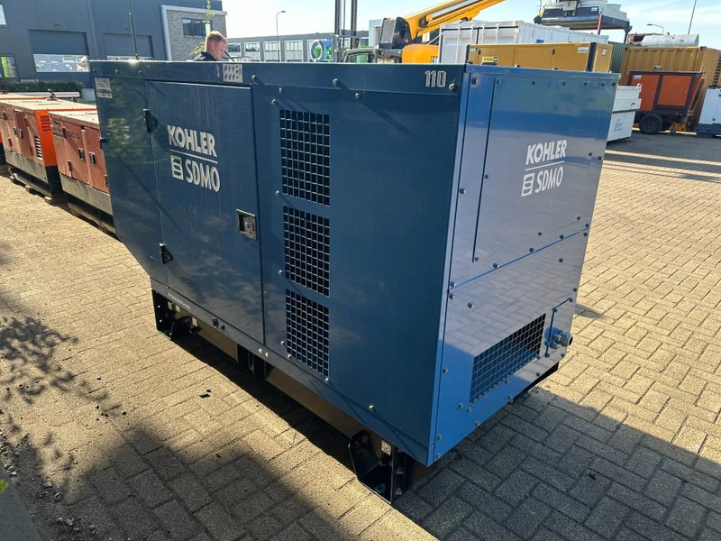 Elektrinis generatorius SDMO J110K John Deere 110 kVa silent noodstroom generatorset as New ! 40 hours !: foto 11
