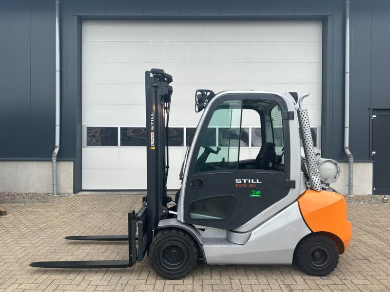 Still RX70-30T 3 ton Triplex Freelift Sideshift LPG Heftruck - Dujinis krautuvas: foto 1 Still RX70-30T 3 ton Triplex Freelift Sideshift LPG Heftruck - Dujinis krautuvas: foto 1