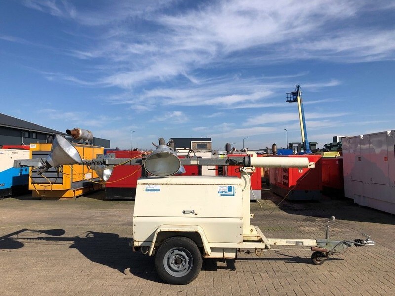 Terex Kubota Leroy Somer 7 kVA lichtmast aggregaat light tower - Apšvietimo bokštas: foto 1 Terex Kubota Leroy Somer 7 kVA lichtmast aggregaat light tower - Apšvietimo bokštas: foto 1
