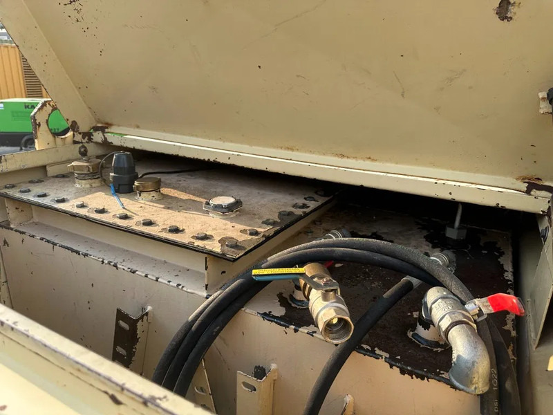 Tolsma Kiwa IBC 3000 liter Dieseltank Milieutank - Sandėliavimo talpykla: foto 5 Tolsma Kiwa IBC 3000 liter Dieseltank Milieutank - Sandėliavimo talpykla: foto 5