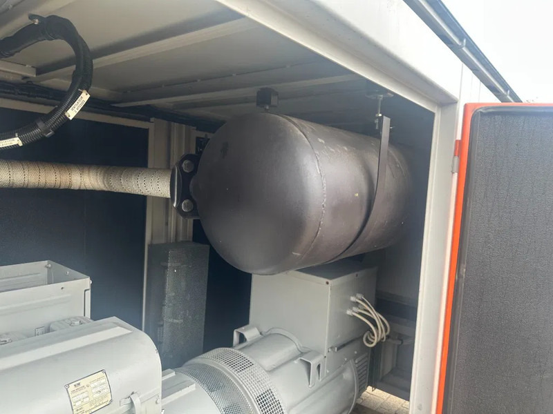 Elektrinis generatorius VM Mecc Alte Spa 60 kVA noodstroom generatorset aggregaat 499 hours: foto 12