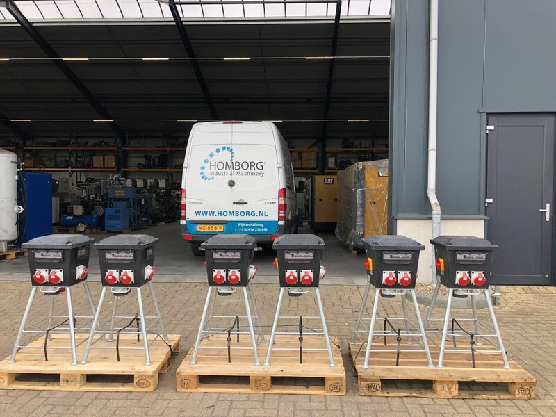 Vello Rubber-56.2 Stroomverdeelkast Zwerfkast Paddestoel 63 Ampère Nieuw ! - Elektrinis generatorius: foto 2 Vello Rubber-56.2 Stroomverdeelkast Zwerfkast Paddestoel 63 Ampère Nieuw ! - Elektrinis generatorius: foto 2