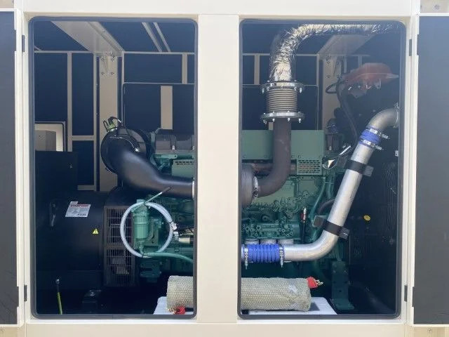 Volvo TAD 1642 GE Stamford 650 kVA Supersilent generatorset New ! - Elektrinis generatorius: foto 2 Volvo TAD 1642 GE Stamford 650 kVA Supersilent generatorset New ! - Elektrinis generatorius: foto 2