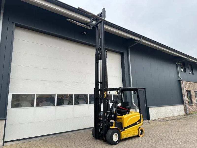 Yale ERP22VL 2.2 ton Triplex Freelift Sideshift Elektra Heftruck Accu 2022 - Elektrinis krautuvas: foto 2 Yale ERP22VL 2.2 ton Triplex Freelift Sideshift Elektra Heftruck Accu 2022 - Elektrinis krautuvas: foto 2