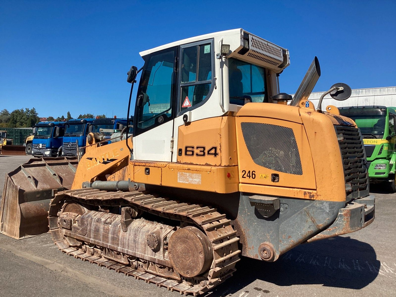 Liebherr LR 634 Laderaupe Klima - Buldozeris: foto 3 Liebherr LR 634 Laderaupe Klima - Buldozeris: foto 3