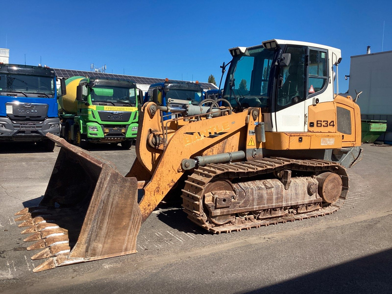 Liebherr LR 634 Laderaupe Klima - Buldozeris: foto 1 Liebherr LR 634 Laderaupe Klima - Buldozeris: foto 1