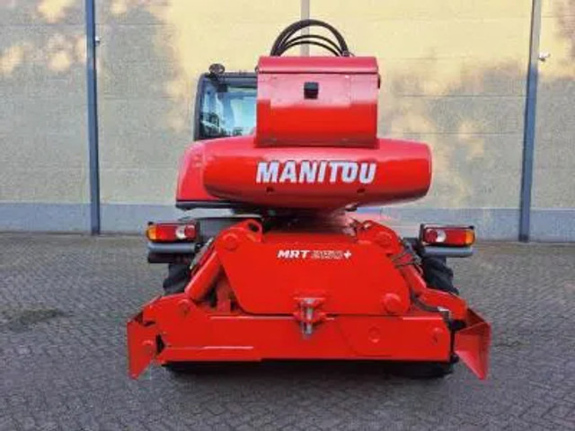 Manitou MRT 2150+ Privilege All-Terrain Rotating Telehandler (2015) - Krautuvas: foto 5 Manitou MRT 2150+ Privilege All-Terrain Rotating Telehandler (2015) - Krautuvas: foto 5