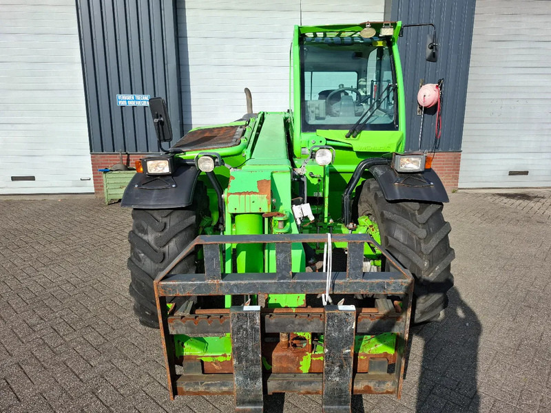 Merlo TF38.7 - Teleskopinis krautuvas: foto 3 Merlo TF38.7 - Teleskopinis krautuvas: foto 3