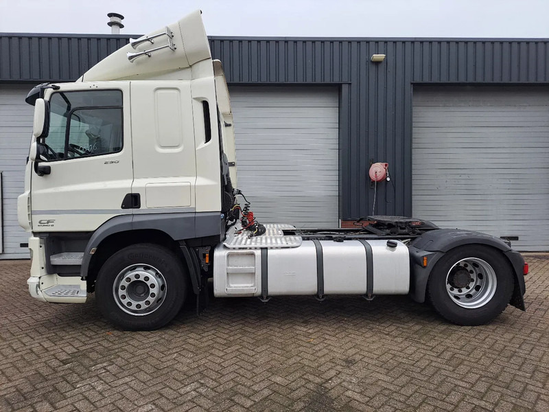 DAF CF NL TREKKER, MANUEL GEAR, LOW KM - Vilkikas: foto 4 DAF CF NL TREKKER, MANUEL GEAR, LOW KM - Vilkikas: foto 4