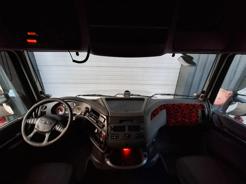 Vilkikas DAF XF 460 NL TREKKER: foto 11
