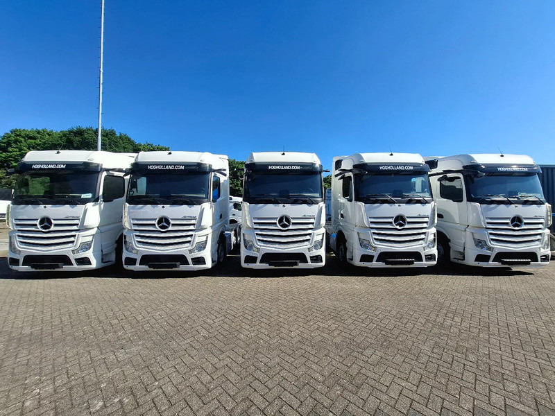 Mercedes-Benz Actros 2542 5 PCS MP5 !! FLEETSALE 6X2 - Vilkikas: foto 2 Mercedes-Benz Actros 2542 5 PCS MP5 !! FLEETSALE 6X2 - Vilkikas: foto 2