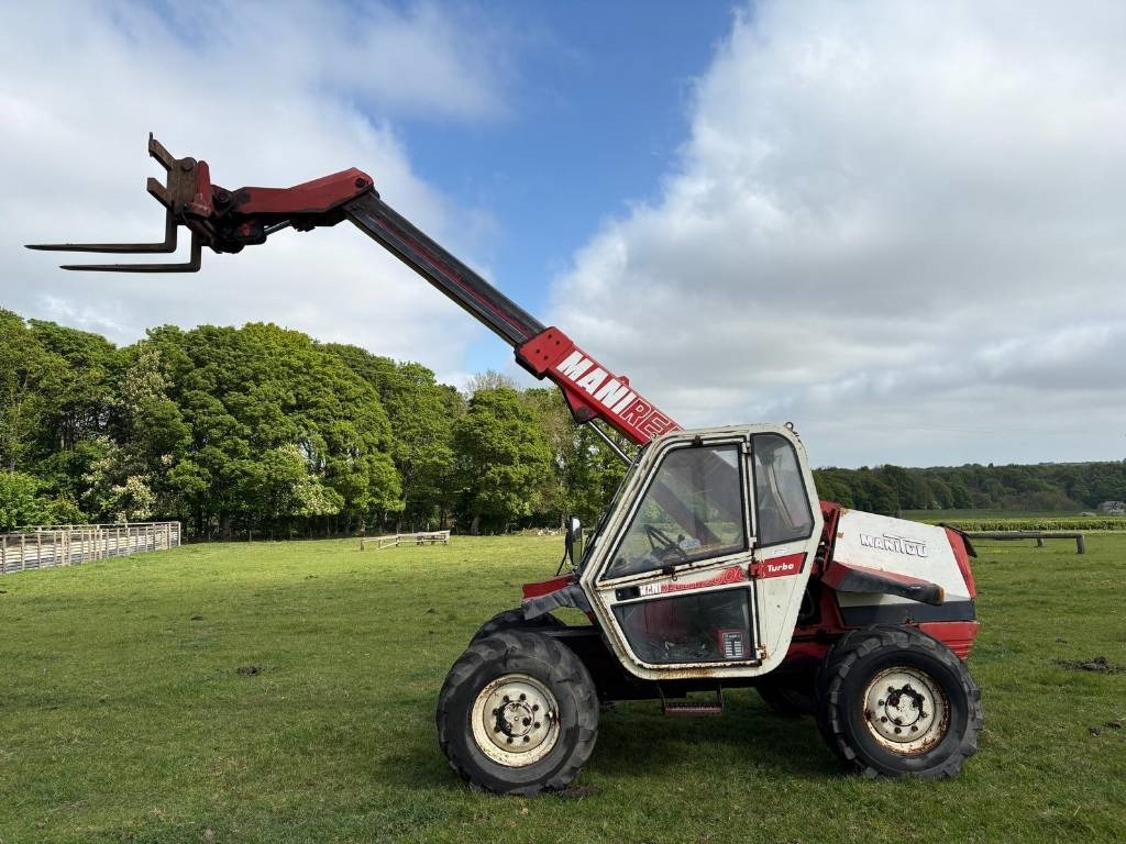 Manitou MLT 626 - Teleskopinis krautuvas: foto 3 Manitou MLT 626 - Teleskopinis krautuvas: foto 3